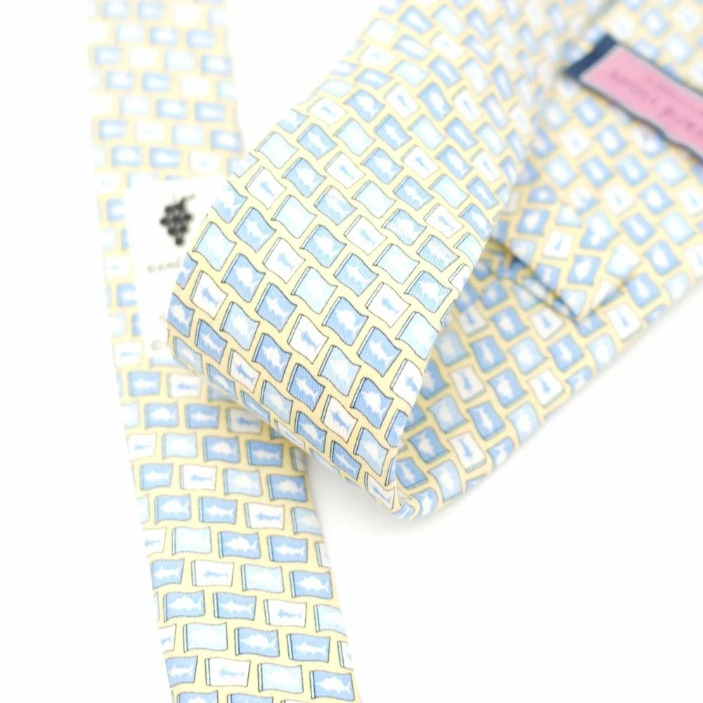 Vineyard Vines Martha's Vineyard Fish‎ Print Yellow Blue Boy's Silk Tie USA